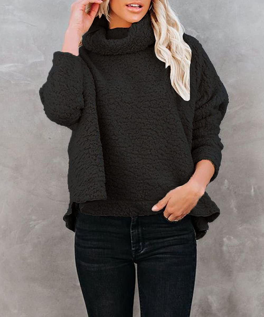 pelziger Rollkragenpullover