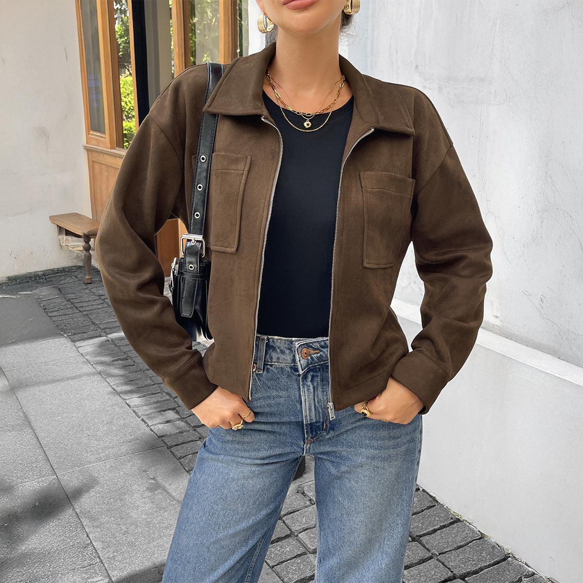 langärmlige Jacke mit Umschlagkragen
