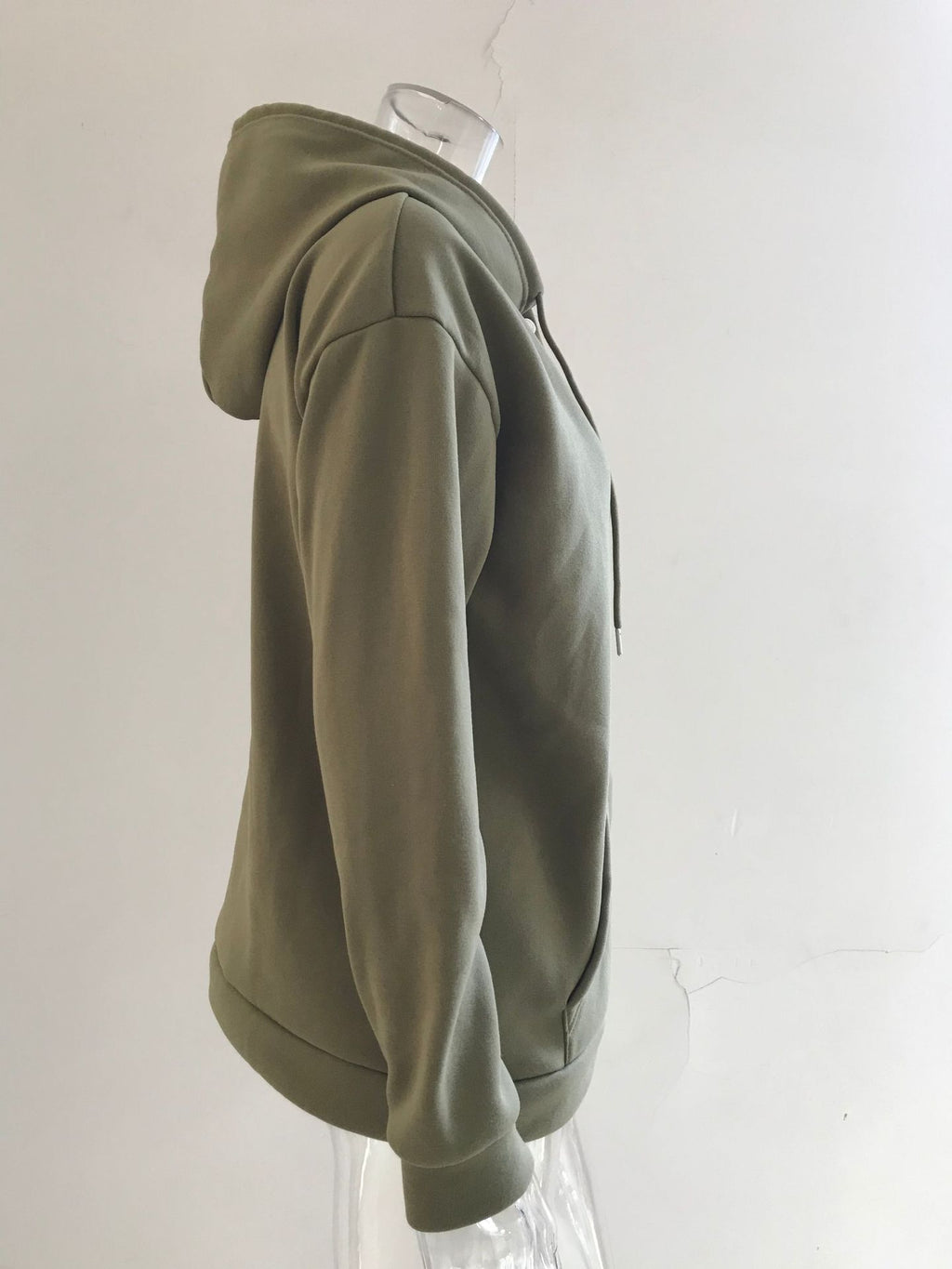 Langärmeliger Kapuzenpullover