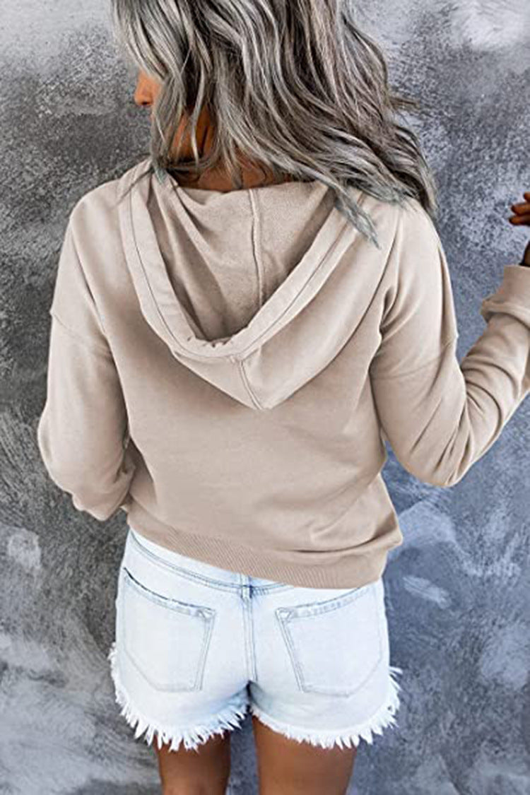 Langärmeliger Kapuzenpullover