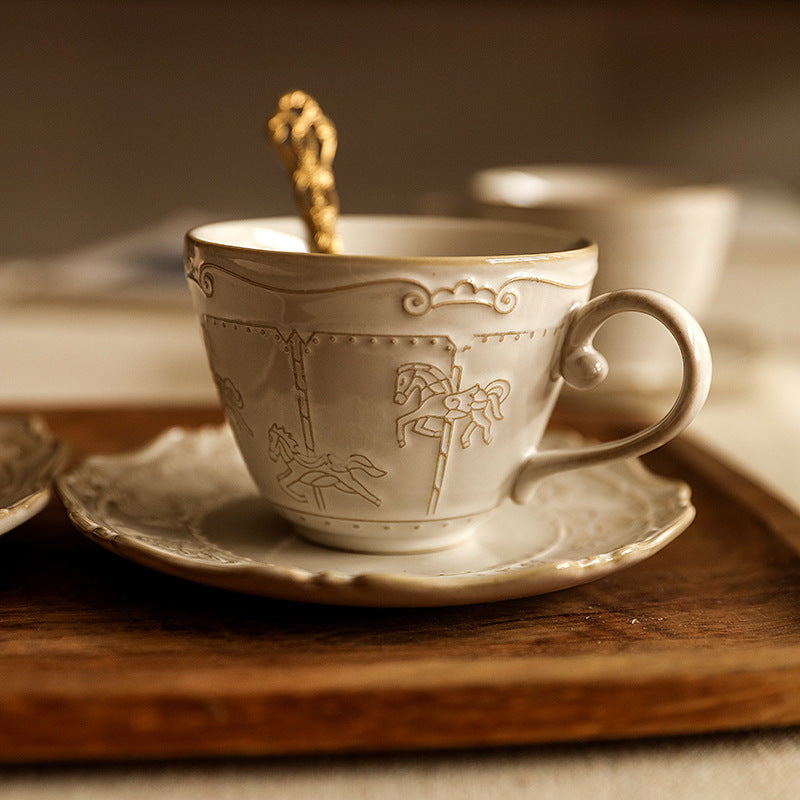 Elegantes Kaffeegeschirr